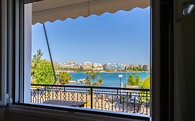 Luxury Apartment By The Sea- Euripus Strait