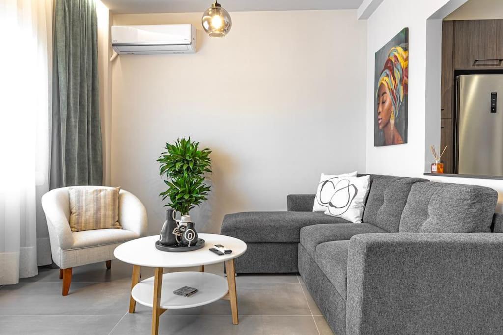 Luxury Apartment By The Sea- Euripus Strait Karababás Εξωτερικό φωτογραφία